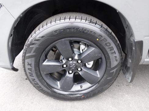 Used 2022 RAM 1500 Express w/ Ceramic Grey Express Package image 38