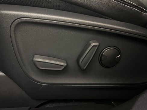 New 2026 Ford Escape SE w/ PHEV Premium Package image 28