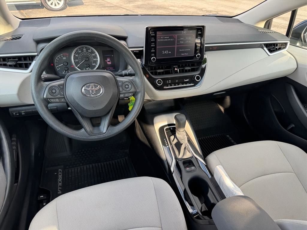 Used 2020 Toyota Corolla LE FWD image 14