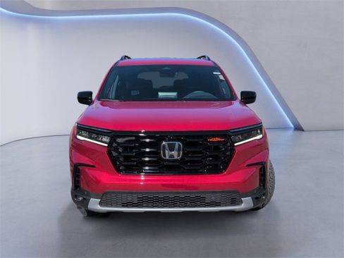 New 2025 Honda Pilot TrailSport image 12
