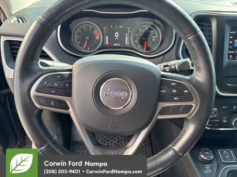 Used 2019 Jeep Cherokee Latitude Plus w/ Cold Weather Group image 7