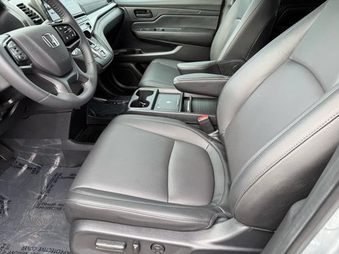 Used 2026 Honda Odyssey EX-L image 13