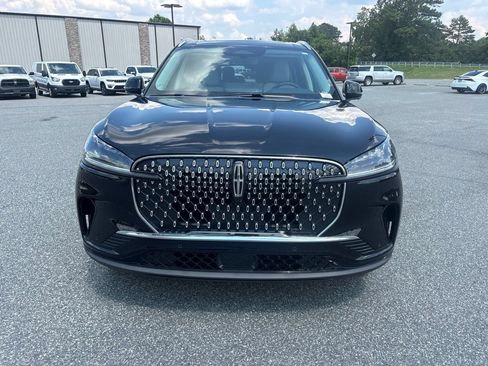 Used 2026 Lincoln Aviator 2WD image 12