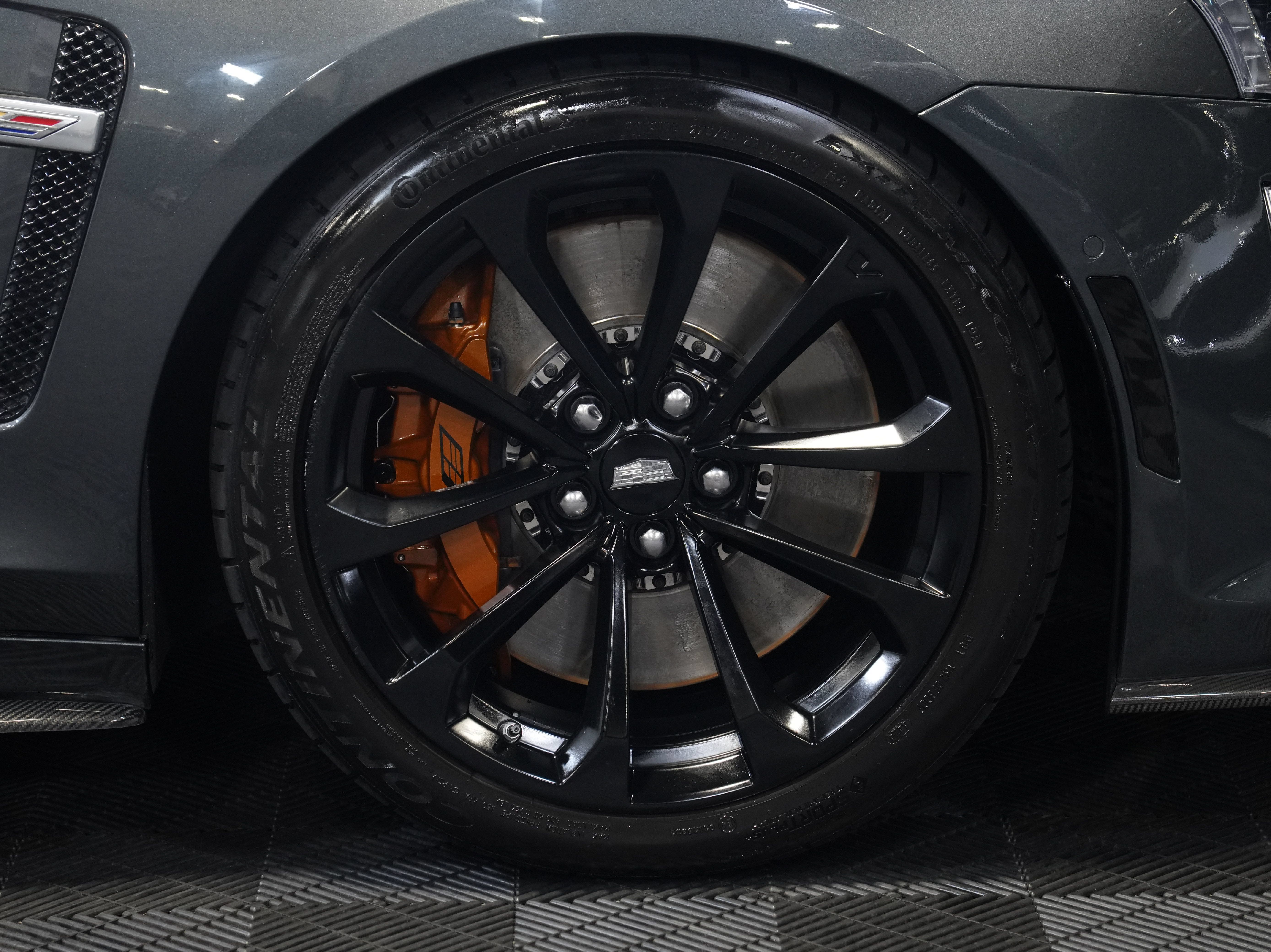 Used 2016 Cadillac CTS V w/ Luxury Package RWD image 54