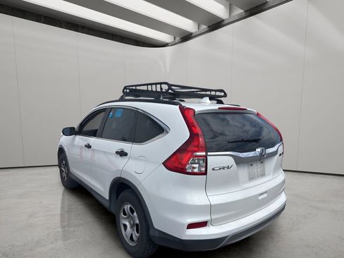 Used 2015 Honda CR-V LX image 3