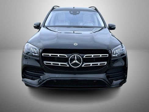 Used 2022 Mercedes-Benz GLS 580 4MATIC image 2