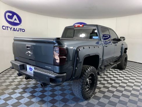 Used 2017 Chevrolet Silverado 1500 LT w/ All Star Edition AWD/4WD image 3