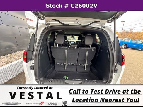 New 2026 Chrysler Pacifica Select image 19