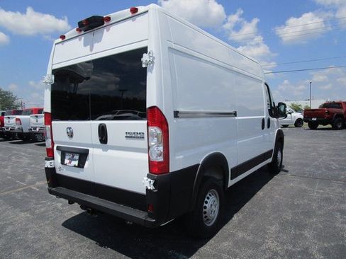 New 2024 RAM ProMaster 1500 w/ Convenience Group image 9