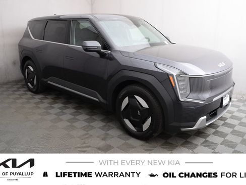 New 2026 Kia EV9 Light RWD image 3