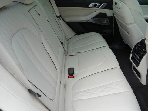 Certified 2025 BMW X5 M60i AWD/4WD image 38