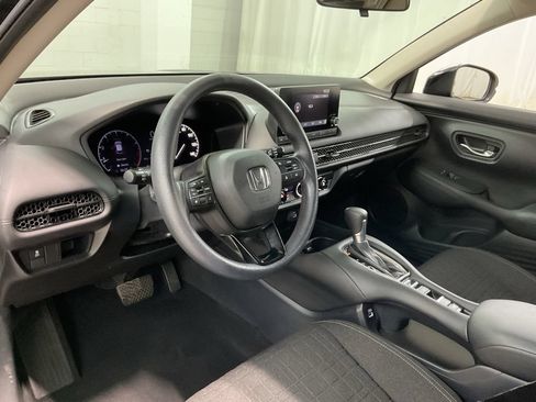 Certified 2023 Honda HR-V LX image 17