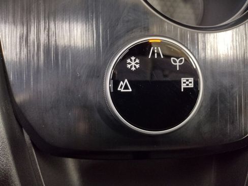 Used 2026 Nissan Rogue SV w/ Cold Weather Package AWD/4WD image 31