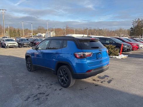 New 2026 Jeep Compass Limited AWD/4WD image 7
