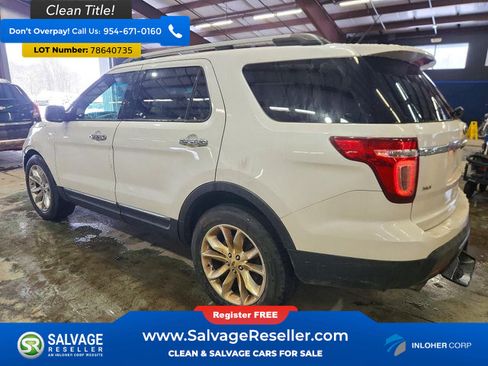 Used 2014 Ford Explorer XLT w/ Equipment Group 202A AWD/4WD image 3