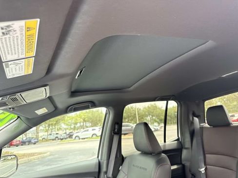 Certified 2025 Honda Ridgeline Black Edition image 23