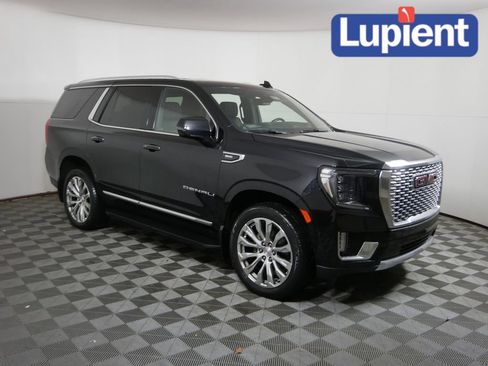 Used 2022 GMC Yukon Denali image 1