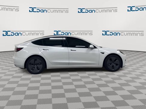 Used 2023 Tesla Model 3 Standard Range RWD image 9