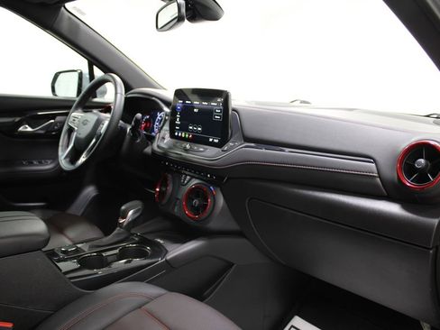 Used 2025 Chevrolet Blazer RS image 28