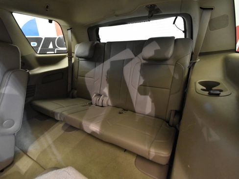 Used 2016 GMC Yukon SLT w/ HD Trailering Package image 14