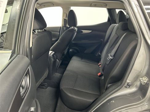 Used 2018 Nissan Rogue Sport S w/ S Appearance Package image 21