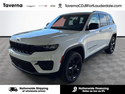 Used 2025 Jeep Grand Cherokee Laredo