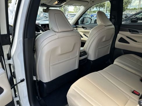 Used 2023 INFINITI QX60 Luxe w/ Cargo Package AWD/4WD image 17