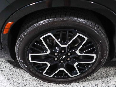 Used 2023 Chevrolet Blazer RS w/ Enhanced Convenience Package image 11