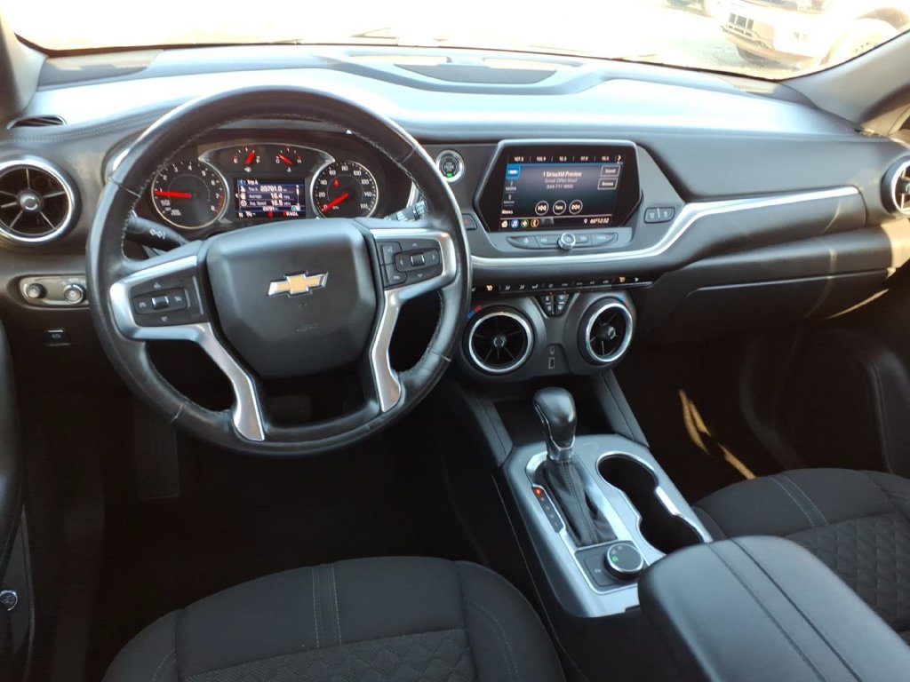 Used 2020 Chevrolet Blazer LT FWD image 9