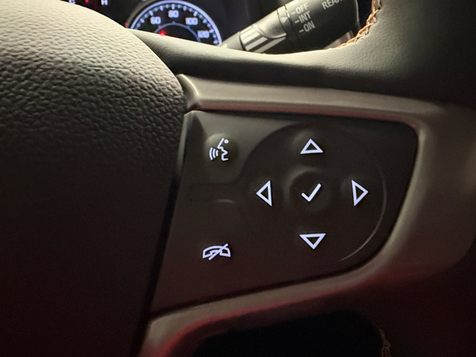 Used 2024 GMC Terrain AT4 AWD/4WD image 33