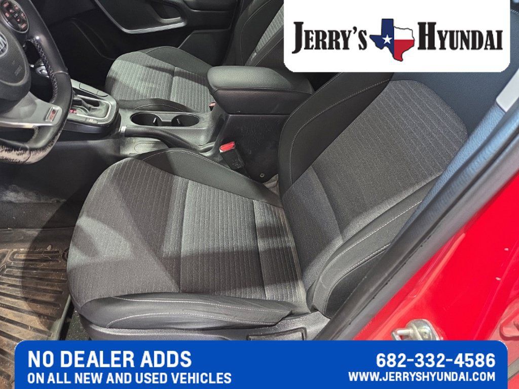 Used 2021 Kia Soul GT-Line FWD image 7