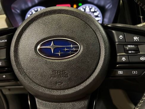 Used 2025 Subaru Forester Premium AWD/4WD image 41