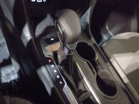 Used 2023 Chevrolet Equinox LS image 20