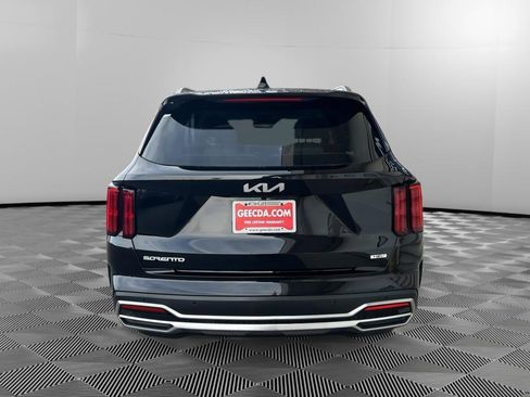 Used 2023 Kia Sorento SX Prestige w/ Panoramic Sunroof Package image 5