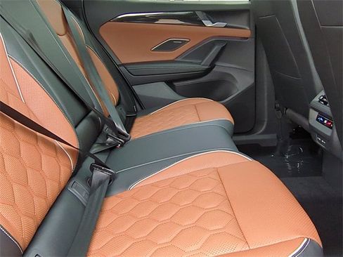 New 2026 Volkswagen Tiguan SEL R-Line image 19