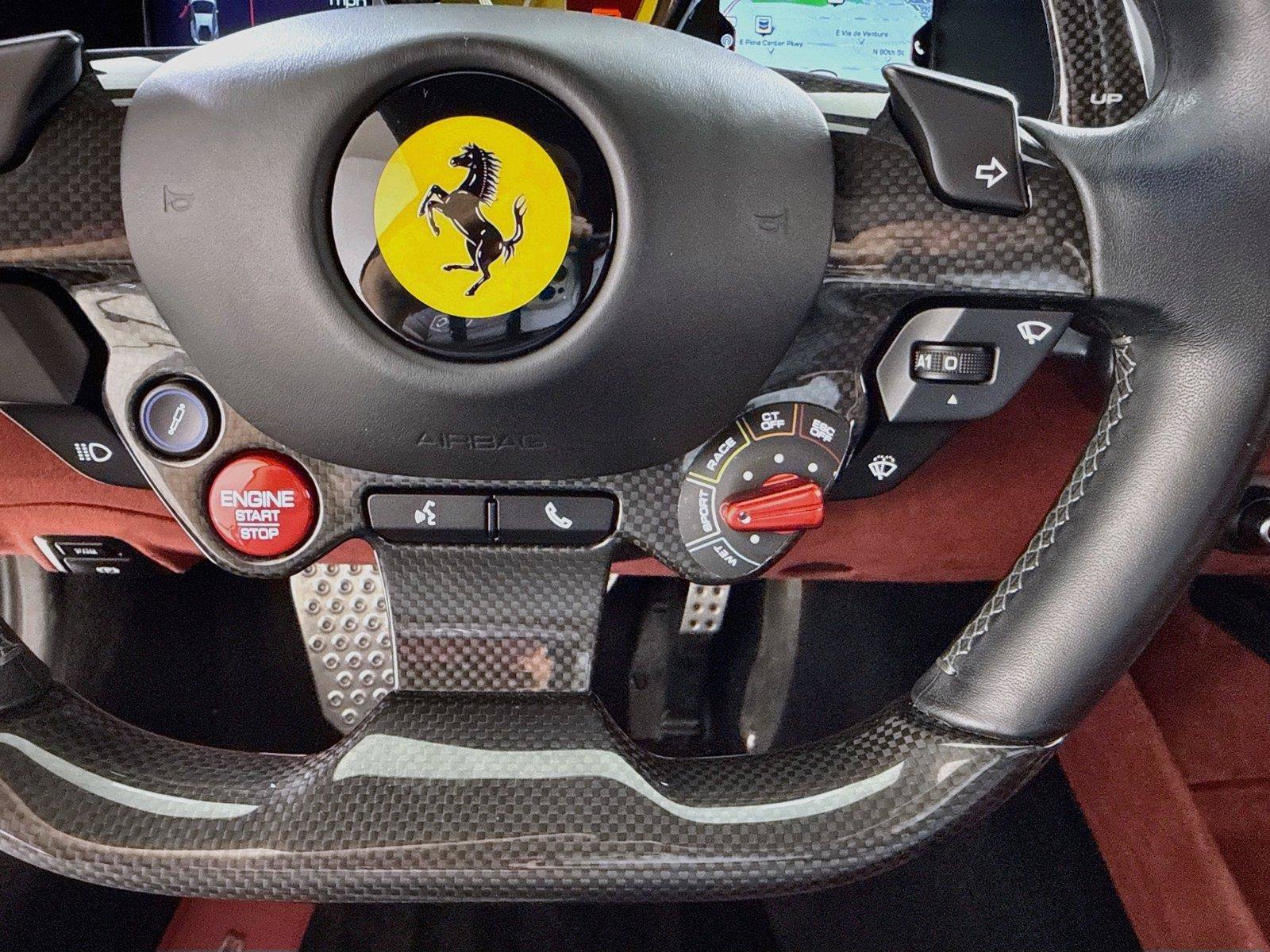 Used 2019 Ferrari 812 Superfast RWD image 23