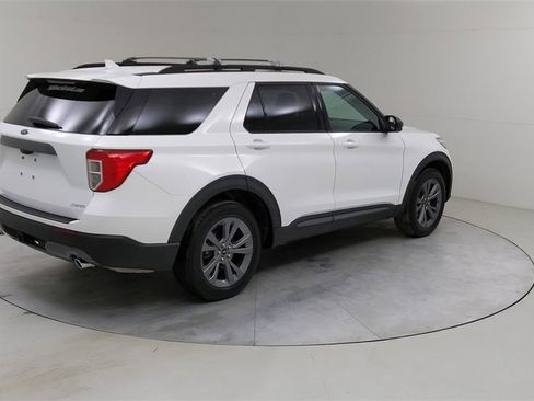 Certified 2023 Ford Explorer XLT w/ Equipment Group 202A image 15