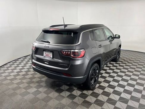 Used 2022 Jeep Compass Limited w/ Sun and Sound Group AWD/4WD image 7