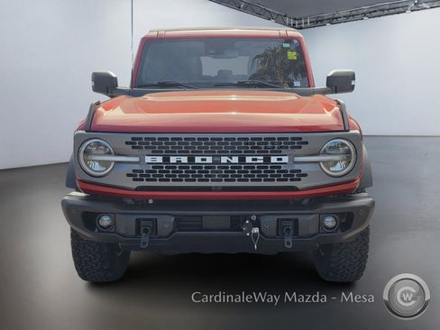 Used 2023 Ford Bronco Badlands image 9