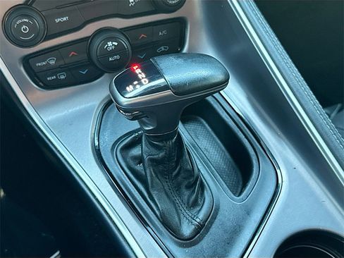 Used 2019 Dodge Challenger SXT image 16