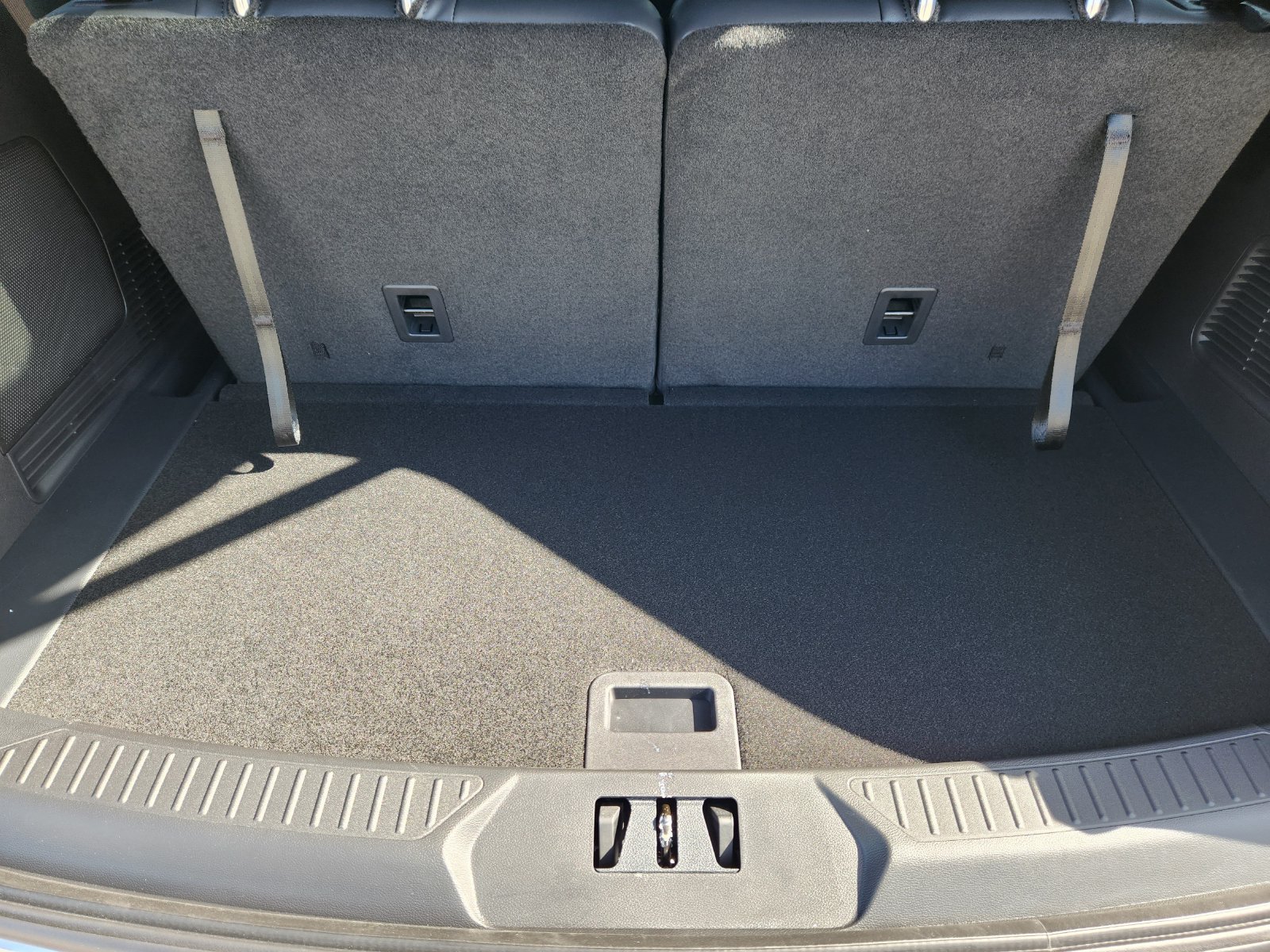 New 2026 Ford Explorer ST-Line RWD image 23