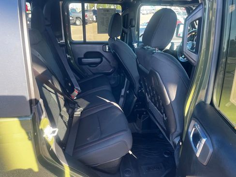 Used 2021 Jeep Gladiator Rubicon image 29