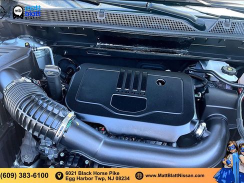 Used 2025 Chevrolet Blazer LT AWD/4WD image 31