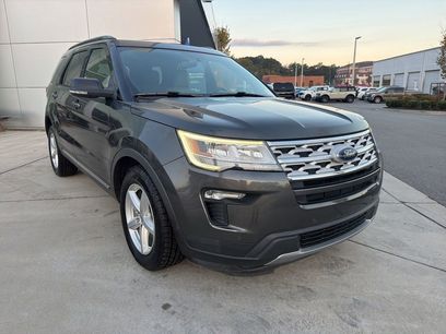 Certified 2018 Ford Explorer XLT w/ Equipment Group 202A
