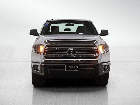 Used 2016 Toyota Tundra SR5 w/ TRD Off Road Package AWD/4WD image 8