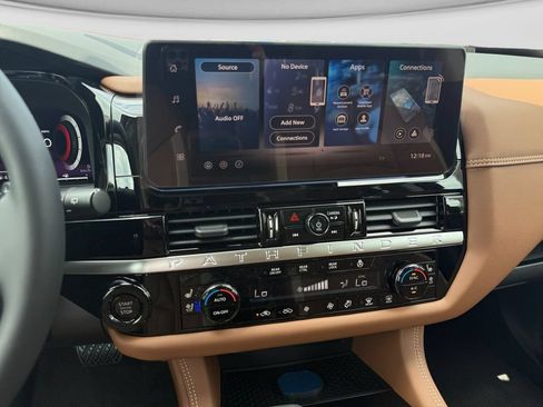 New 2026 Nissan Pathfinder Platinum w/ Accent Package AWD/4WD image 13