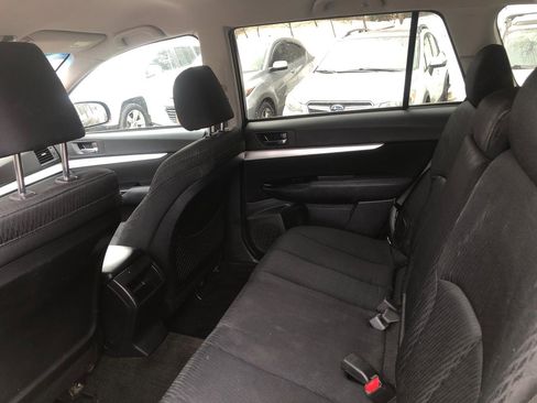 Used 2012 Subaru Outback 2.5i Premium w/ All-Weather Pkg image 16