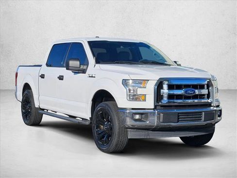 Used 2017 Ford F150 XLT RWD image 3