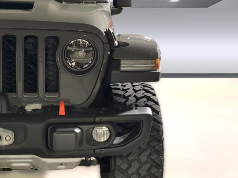 Used 2022 Jeep Gladiator Mojave w/ LED Lighting Group AWD/4WD image 11