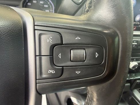 Used 2019 GMC Sierra 1500 SLT image 26